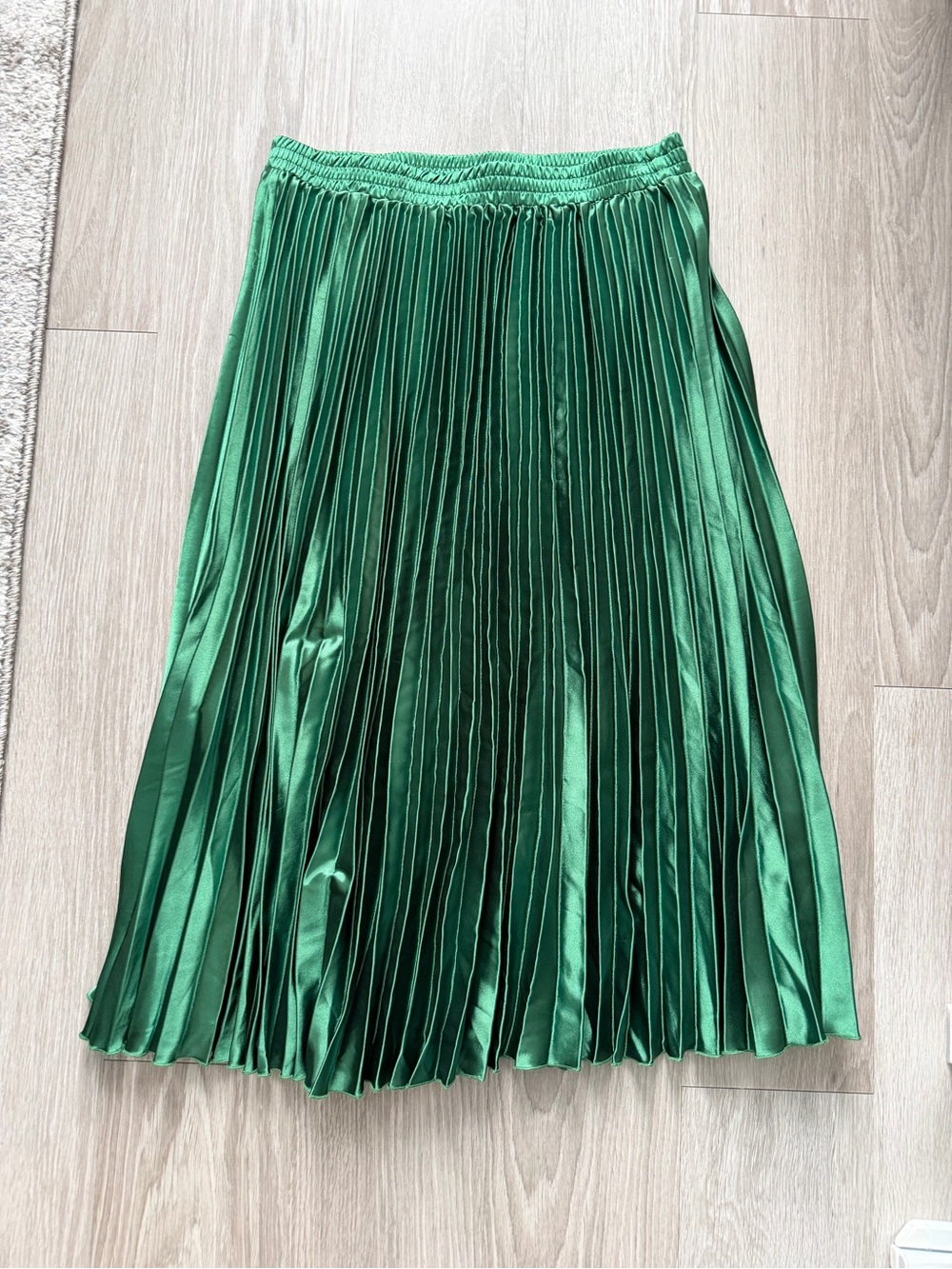 Green Pleated Satin Midi Skirt